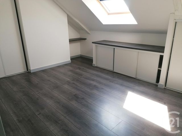 Appartement F5 à louer - 4 pièces - 112.5 m2 - BRIVE LA GAILLARDE - 19 - LIMOUSIN - Century 21 Jaubert Et Regaudie