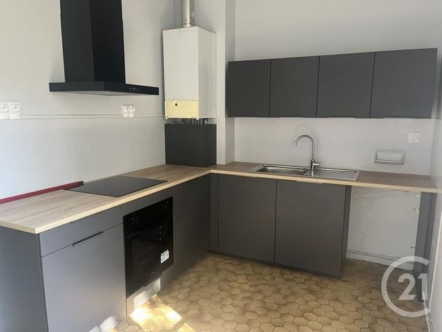 Appartement F4 à louer - 4 pièces - 101.38 m2 - BRIVE LA GAILLARDE - 19 - LIMOUSIN - Century 21 Jaubert Et Regaudie