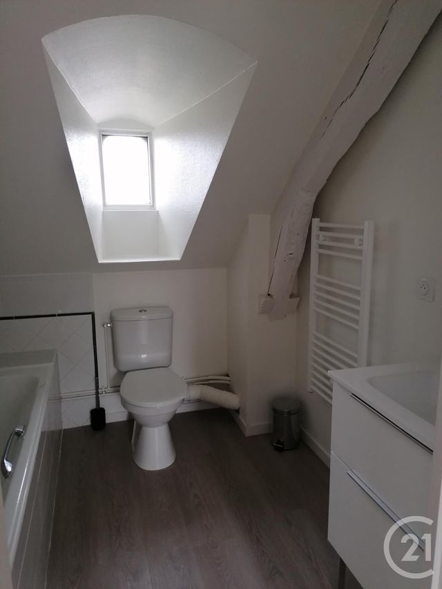 Appartement Studio à louer - 1 pièce - 13.6 m2 - BRIVE LA GAILLARDE - 19 - LIMOUSIN - Century 21 Jaubert Et Regaudie