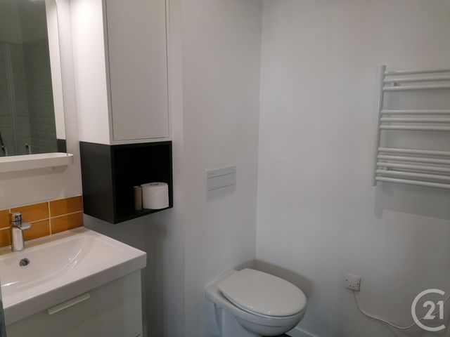 Appartement Studio à louer - 1 pièce - 22.69 m2 - BRIVE LA GAILLARDE - 19 - LIMOUSIN - Century 21 Jaubert Et Regaudie