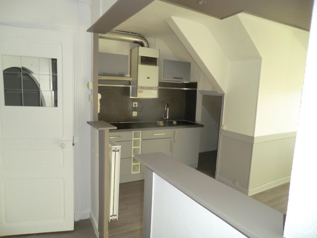 Appartement F2 à louer - 2 pièces - 46.16 m2 - BRIVE LA GAILLARDE - 19 - LIMOUSIN - Century 21 Jaubert Et Regaudie