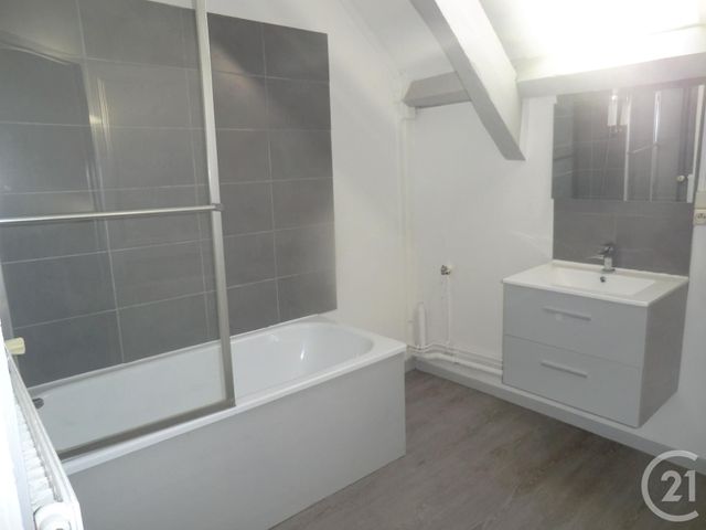 Appartement F2 à louer - 2 pièces - 46.16 m2 - BRIVE LA GAILLARDE - 19 - LIMOUSIN - Century 21 Jaubert Et Regaudie