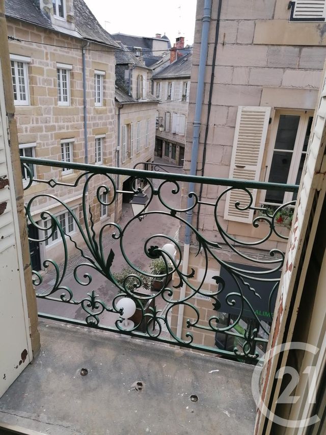 Appartement F2 à louer - 2 pièces - 34.57 m2 - BRIVE LA GAILLARDE - 19 - LIMOUSIN - Century 21 Jaubert Et Regaudie