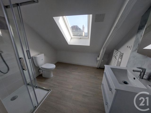 Appartement Duplex à louer - 2 pièces - 42.9 m2 - BRIVE LA GAILLARDE - 19 - LIMOUSIN - Century 21 Jaubert Et Regaudie