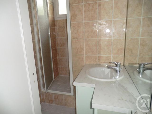 Appartement F3 à louer - 3 pièces - 85.06 m2 - BRIVE LA GAILLARDE - 19 - LIMOUSIN - Century 21 Jaubert Et Regaudie