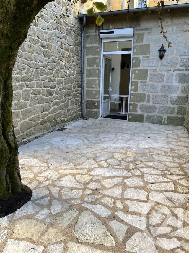 Appartement F1 bis à louer - 2 pièces - 30.17 m2 - BRIVE LA GAILLARDE - 19 - LIMOUSIN - Century 21 Jaubert Et Regaudie