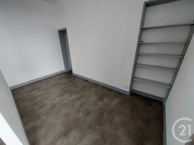 Appartement F1 bis à louer - 2 pièces - 35.5 m2 - BRIVE LA GAILLARDE - 19 - LIMOUSIN - Century 21 Jaubert Et Regaudie