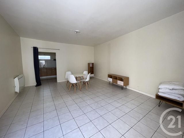 Appartement Studio à louer - 1 pièce - 39.2 m2 - BRIVE LA GAILLARDE - 19 - LIMOUSIN - Century 21 Jaubert Et Regaudie