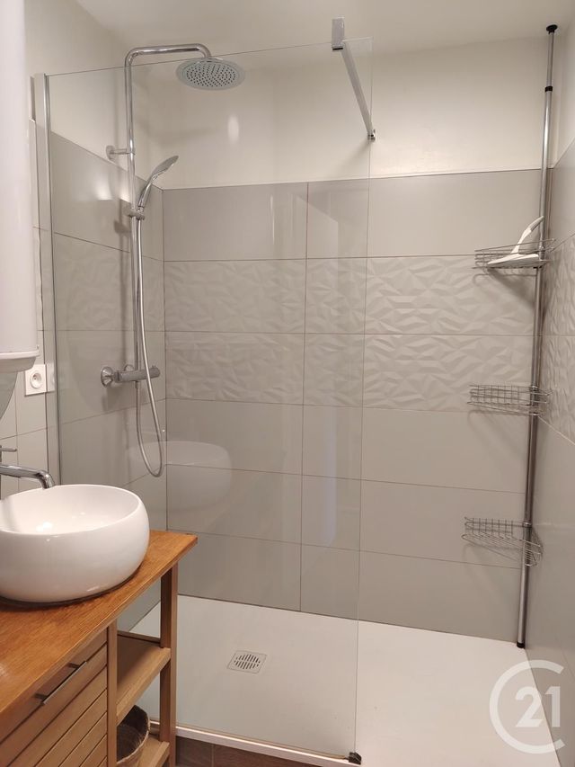 Appartement F1 à louer - 1 pièce - 21.54 m2 - BRIVE LA GAILLARDE - 19 - LIMOUSIN - Century 21 Jaubert Et Regaudie