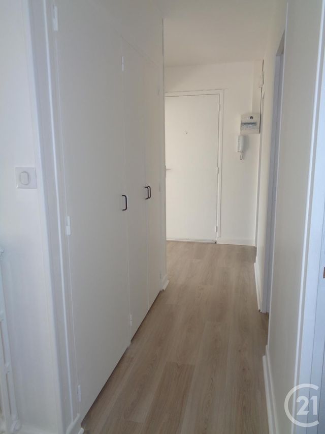 Appartement F3 à louer - 3 pièces - 56.4 m2 - BRIVE LA GAILLARDE - 19 - LIMOUSIN - Century 21 Jaubert Et Regaudie