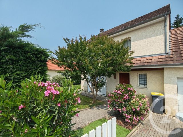 Maison à louer ST PANTALEON DE LARCHE