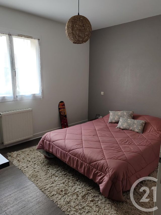 maison à louer - 5 pièces - 92.22 m2 - ST PANTALEON DE LARCHE - 19 - LIMOUSIN - Century 21 Jaubert Et Regaudie