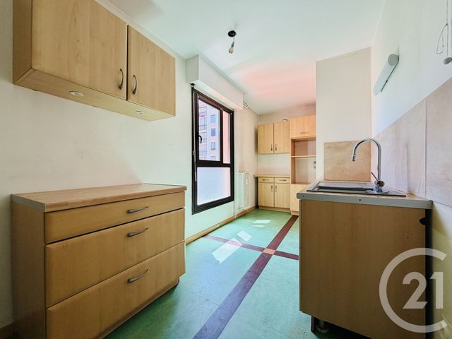 Appartement T3 à vendre - 3 pièces - 73.88 m2 - LIMOGES - 87 - LIMOUSIN - Century 21 Jaubert Et Regaudie
