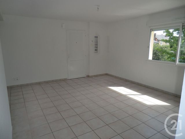 Appartement F3 à louer - 3 pièces - 61.04 m2 - BRIVE LA GAILLARDE - 19 - LIMOUSIN - Century 21 Jaubert Et Regaudie