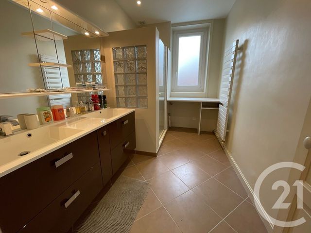 Appartement F4 à louer - 4 pièces - 91.86 m2 - BRIVE LA GAILLARDE - 19 - LIMOUSIN - Century 21 Jaubert Et Regaudie