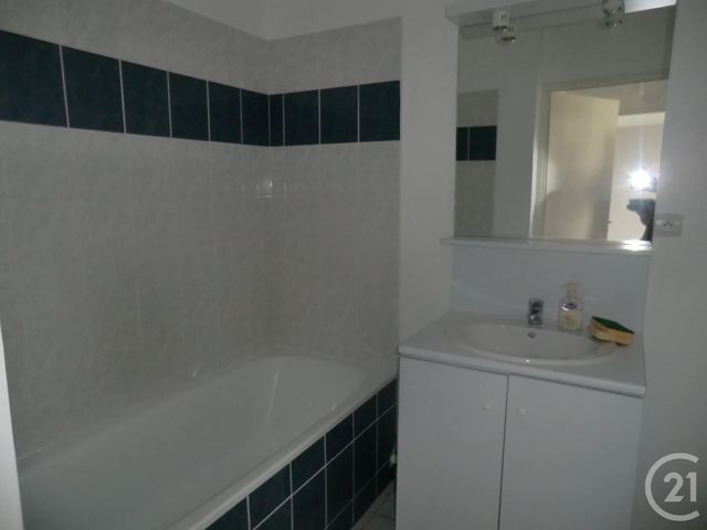Appartement F2 à louer - 2 pièces - 51.79 m2 - BRIVE LA GAILLARDE - 19 - LIMOUSIN - Century 21 Jaubert Et Regaudie