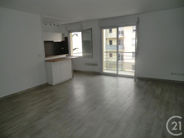 Appartement F2 à louer - 2 pièces - 51.79 m2 - BRIVE LA GAILLARDE - 19 - LIMOUSIN - Century 21 Jaubert Et Regaudie