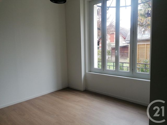 Appartement F2 à louer - 2 pièces - 57.44 m2 - BRIVE LA GAILLARDE - 19 - LIMOUSIN - Century 21 Jaubert Et Regaudie