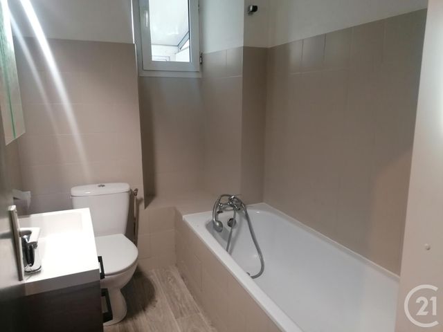 Appartement F3 à louer - 3 pièces - 51.22 m2 - BRIVE LA GAILLARDE - 19 - LIMOUSIN - Century 21 Jaubert Et Regaudie