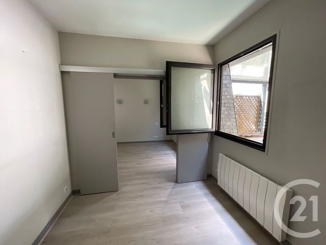 Appartement F4 à vendre - 3 pièces - 105.69 m2 - BRIVE LA GAILLARDE - 19 - LIMOUSIN - Century 21 Jaubert Et Regaudie
