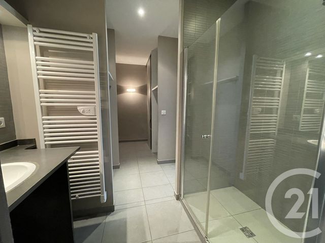 Appartement F4 à vendre - 3 pièces - 105.69 m2 - BRIVE LA GAILLARDE - 19 - LIMOUSIN - Century 21 Jaubert Et Regaudie