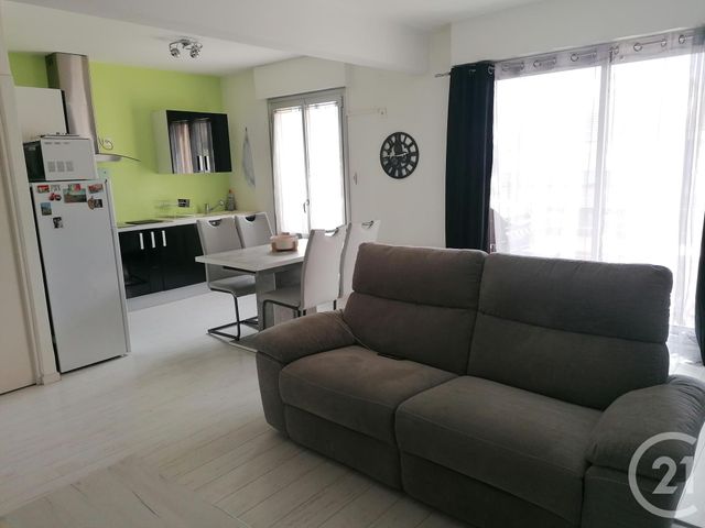 Appartement F2 à louer - 2 pièces - 43.48 m2 - BRIVE LA GAILLARDE - 19 - LIMOUSIN - Century 21 Jaubert Et Regaudie