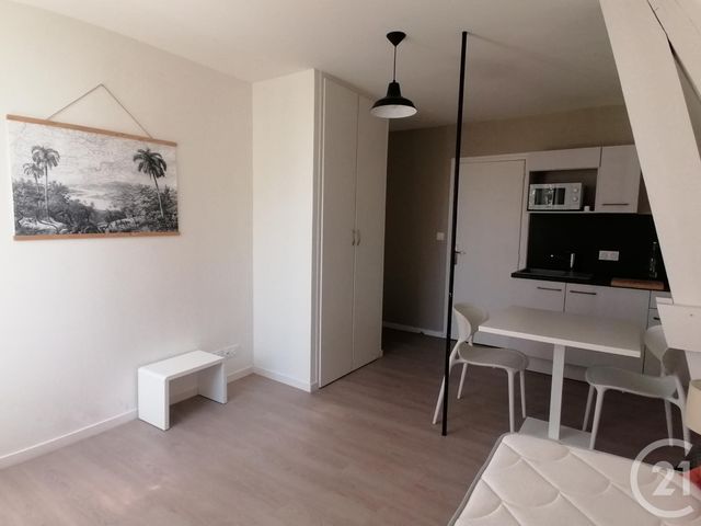 Appartement Studette à louer - 1 pièce - 19.5 m2 - BRIVE LA GAILLARDE - 19 - LIMOUSIN - Century 21 Jaubert Et Regaudie