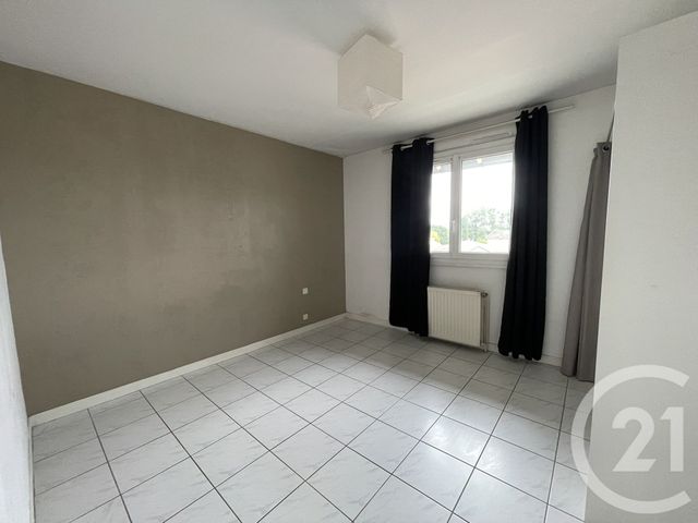 Appartement F4 à vendre - 3 pièces - 82.5 m2 - BRIVE LA GAILLARDE - 19 - LIMOUSIN - Century 21 Jaubert Et Regaudie