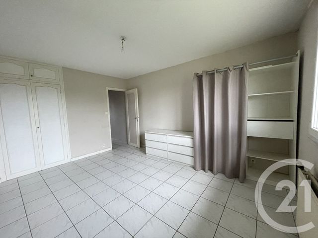 Appartement F4 à vendre - 3 pièces - 82.5 m2 - BRIVE LA GAILLARDE - 19 - LIMOUSIN - Century 21 Jaubert Et Regaudie