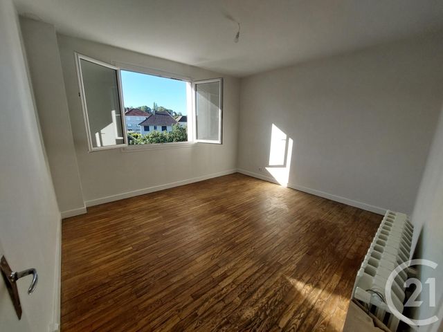 Appartement F4 à louer - 4 pièces - 77.3 m2 - BRIVE LA GAILLARDE - 19 - LIMOUSIN - Century 21 Jaubert Et Regaudie